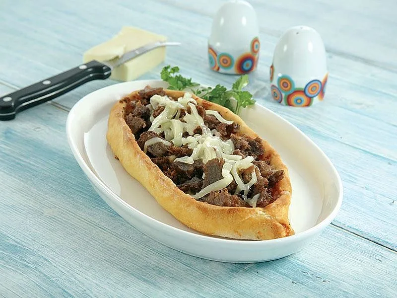 Kuşbaşılı Pide