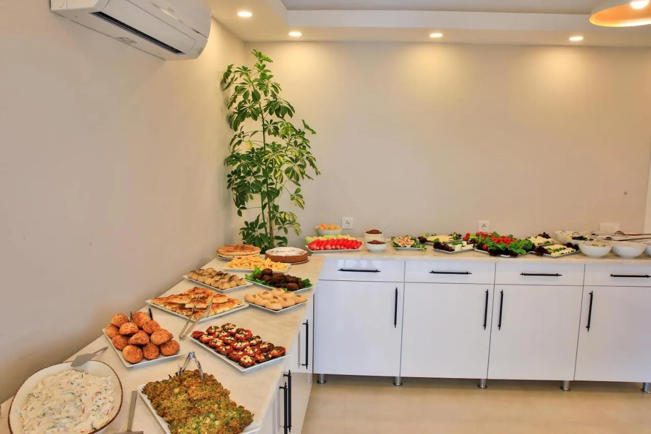Lora Kaş Hotel 3