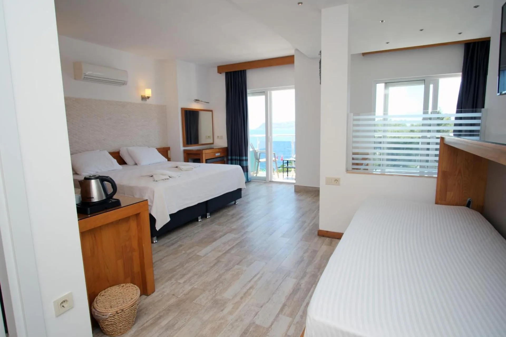 Nur Hotel - Kaş