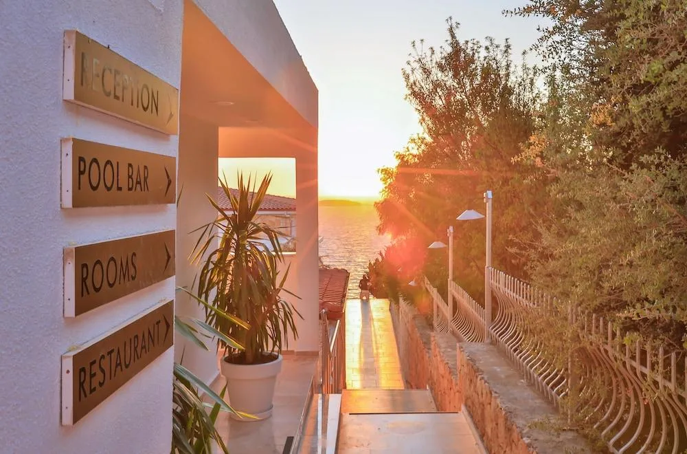 La Kumsal Hotel +12 4