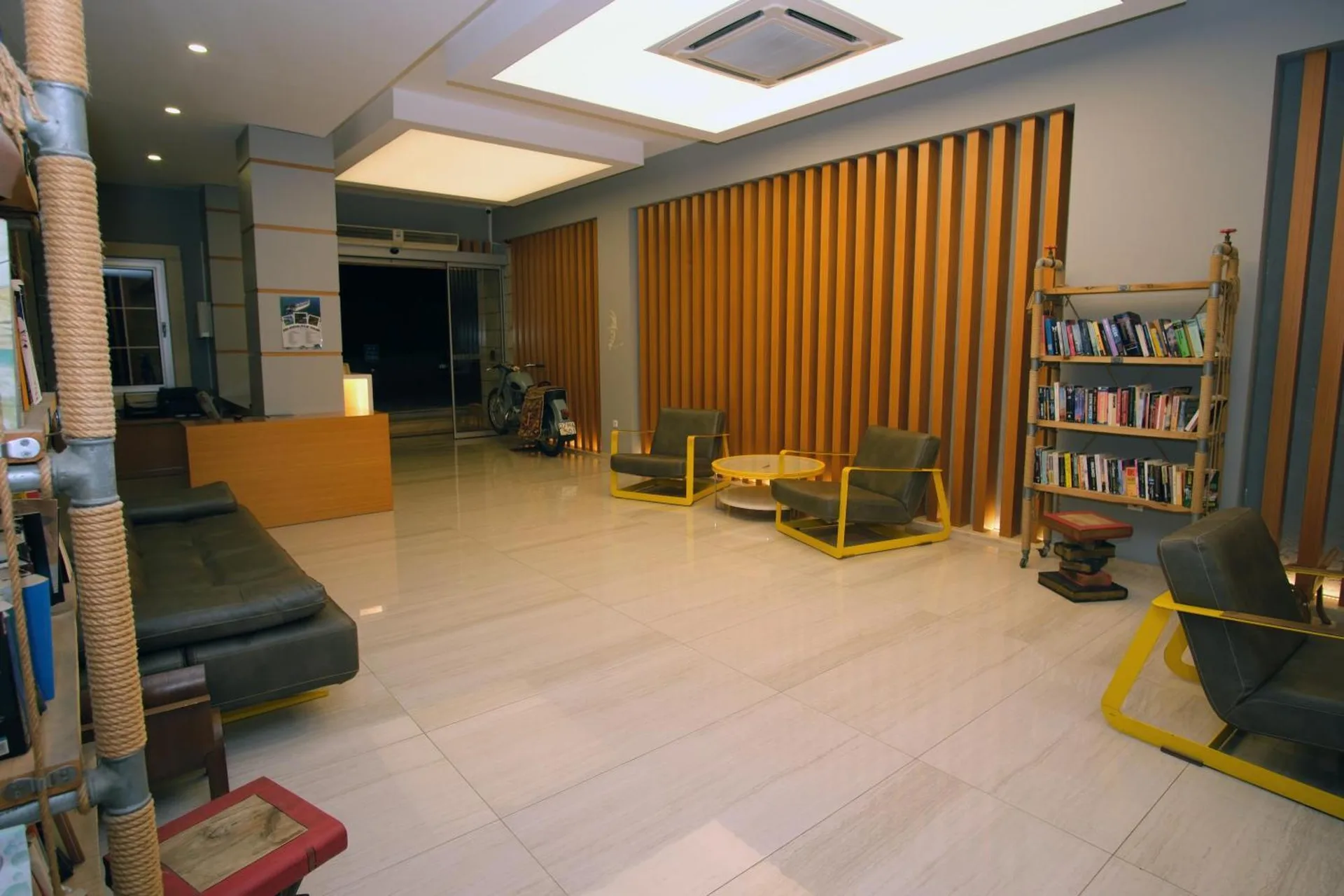 Nur Hotel 5