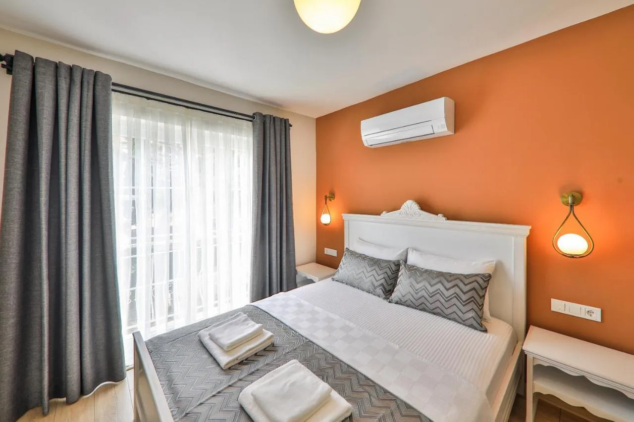 Lora Kaş Hotel 5