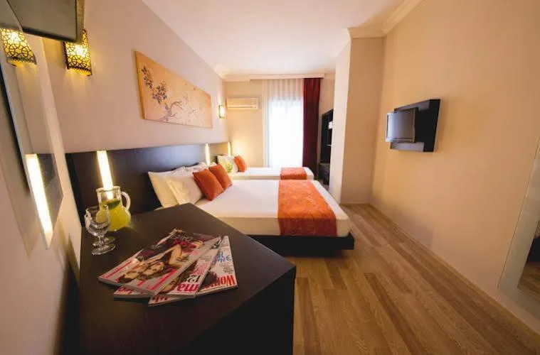 La Salvia Hotel 5
