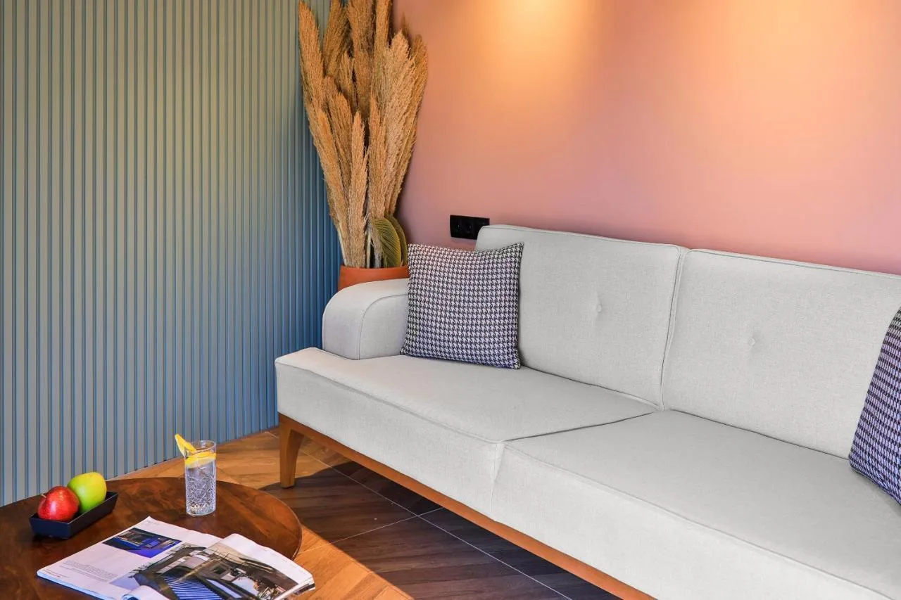 Luff Boutique Hotel +12 3