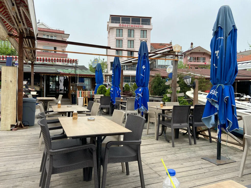 Sesamos Cafe