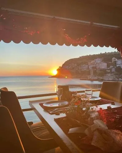 Avzem Alkolsüz Cafe Restaurant