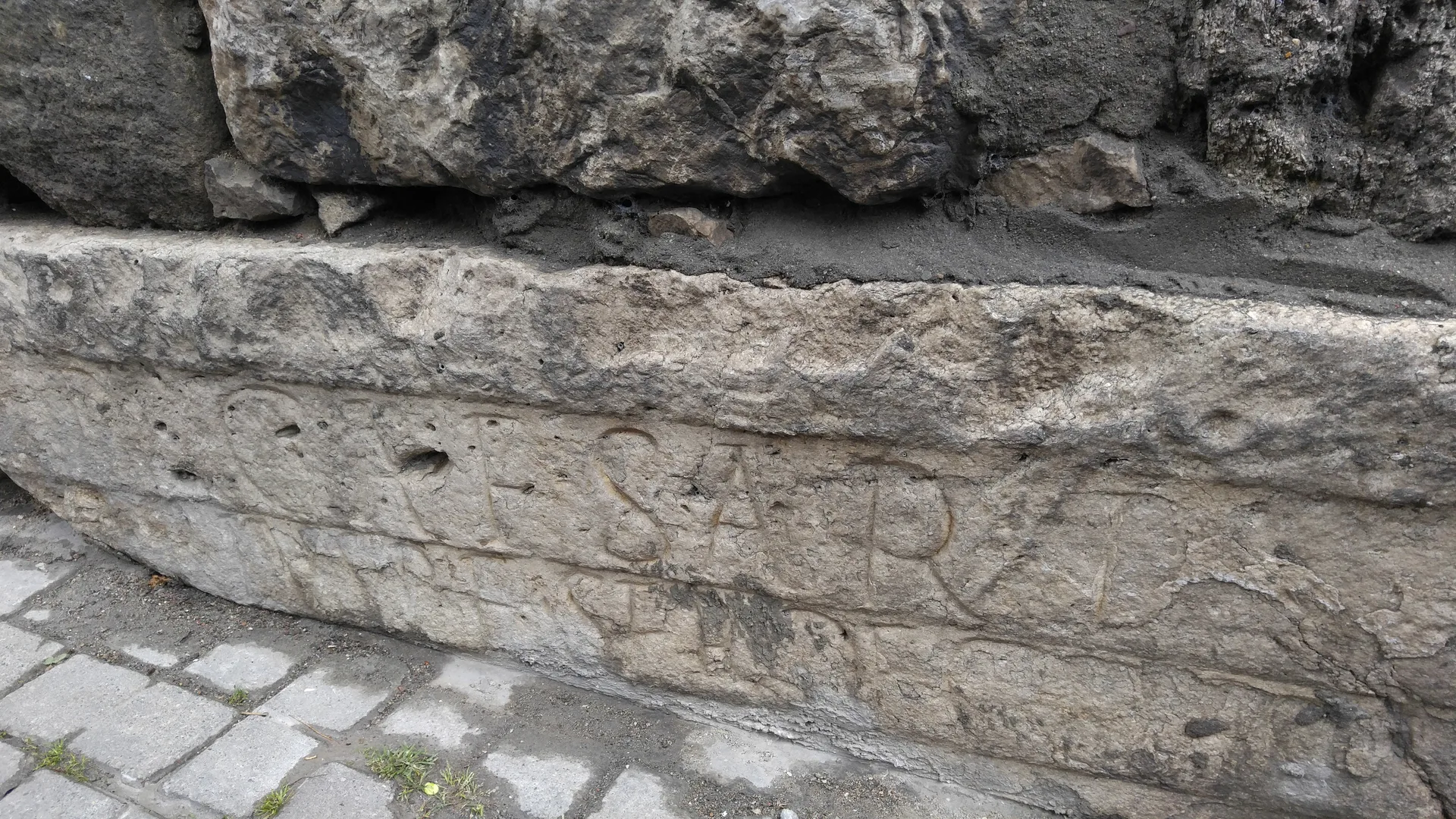 Amasra Ceneviz Armaları ve Taş Kabartmaları