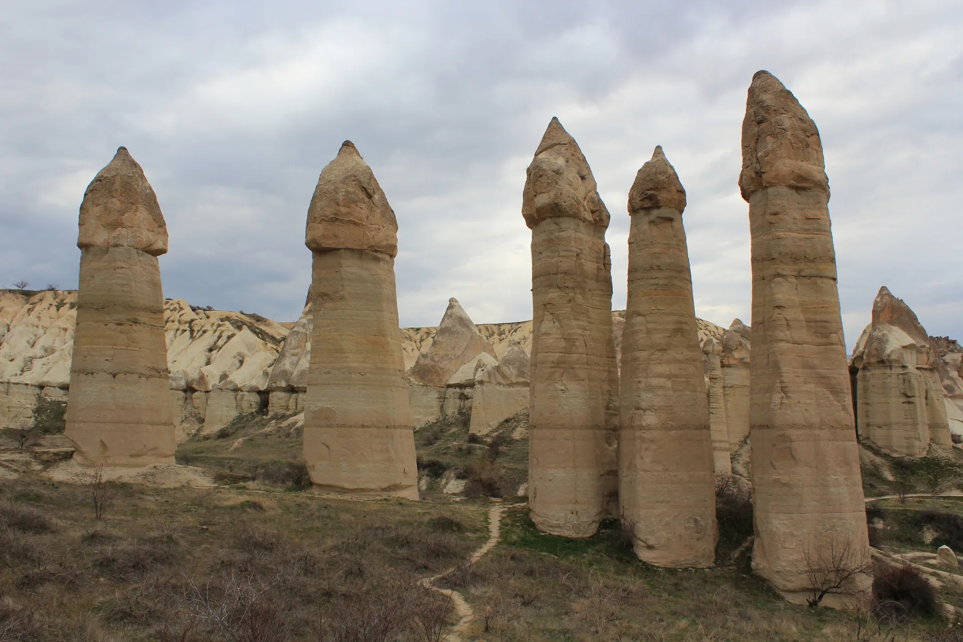 Göreme Aşk Vadisi peri bacaları