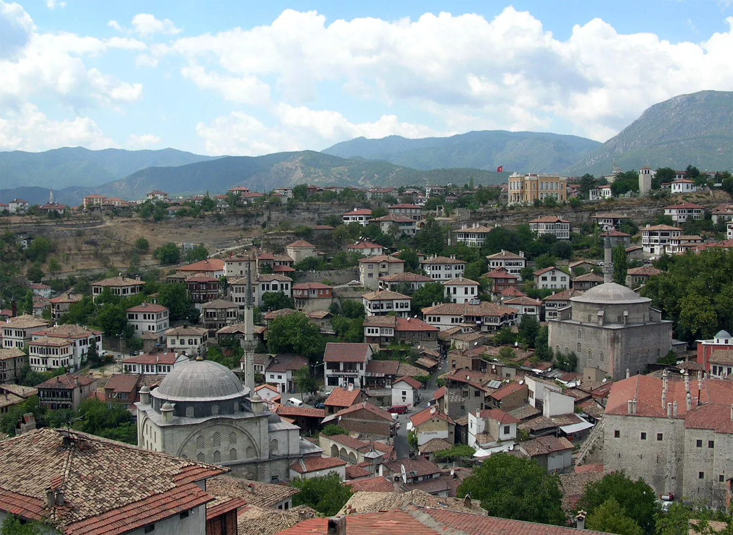 İzzet Mehmet Paşa Camii
