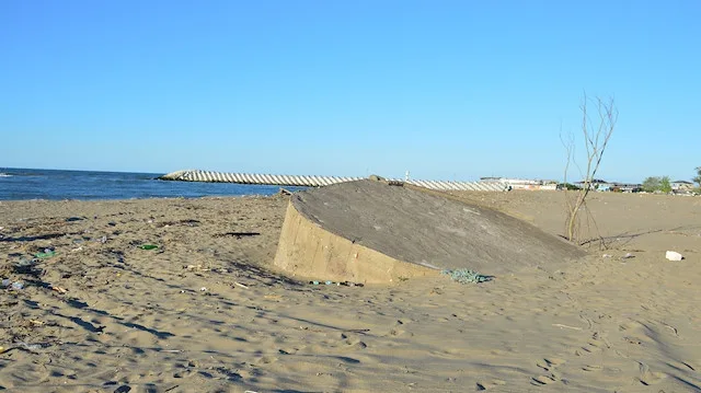 Tarihî Beton Siperlikler (Karasu Koruganları)